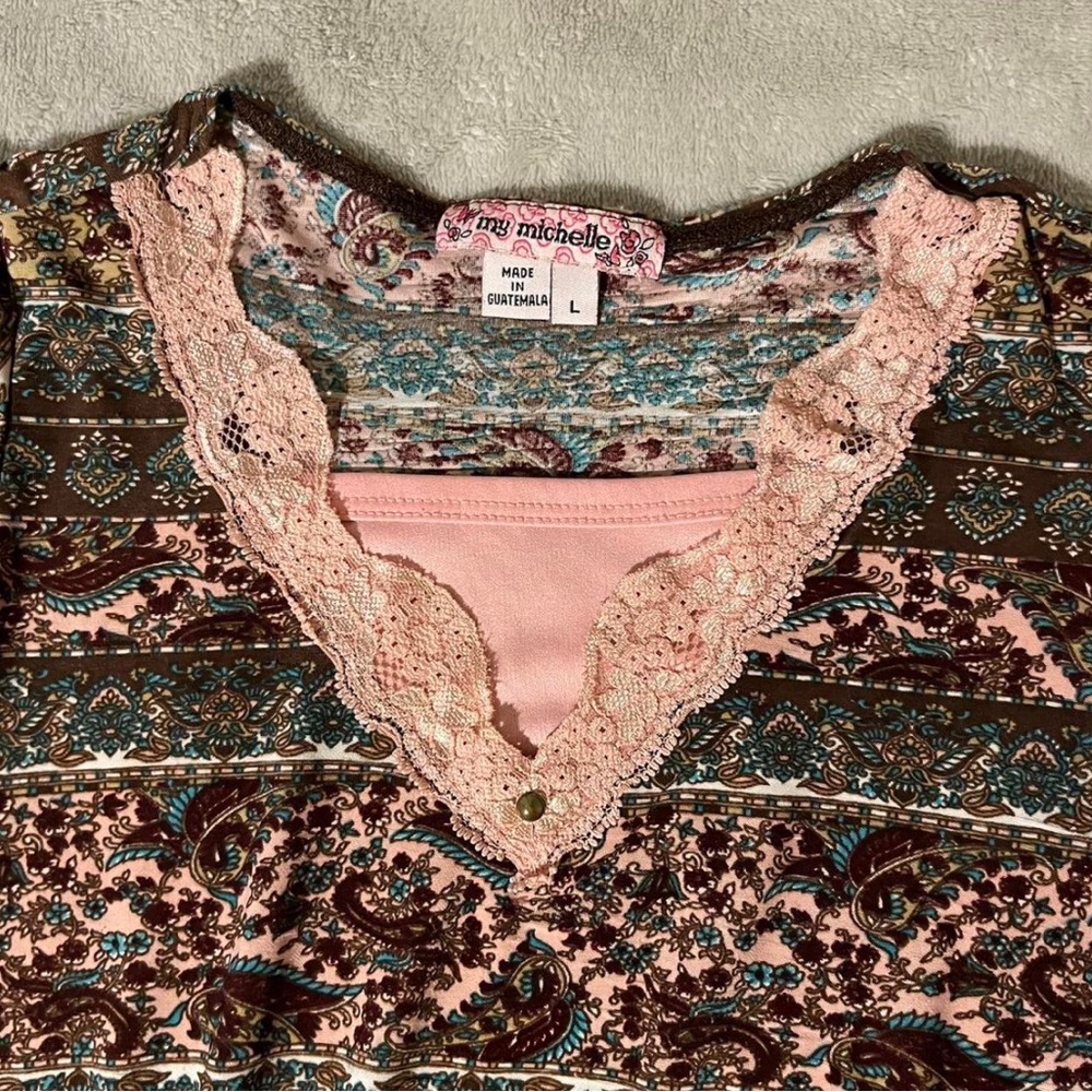 Y2k Vintage Top With Aztec Like Pattern - image 3